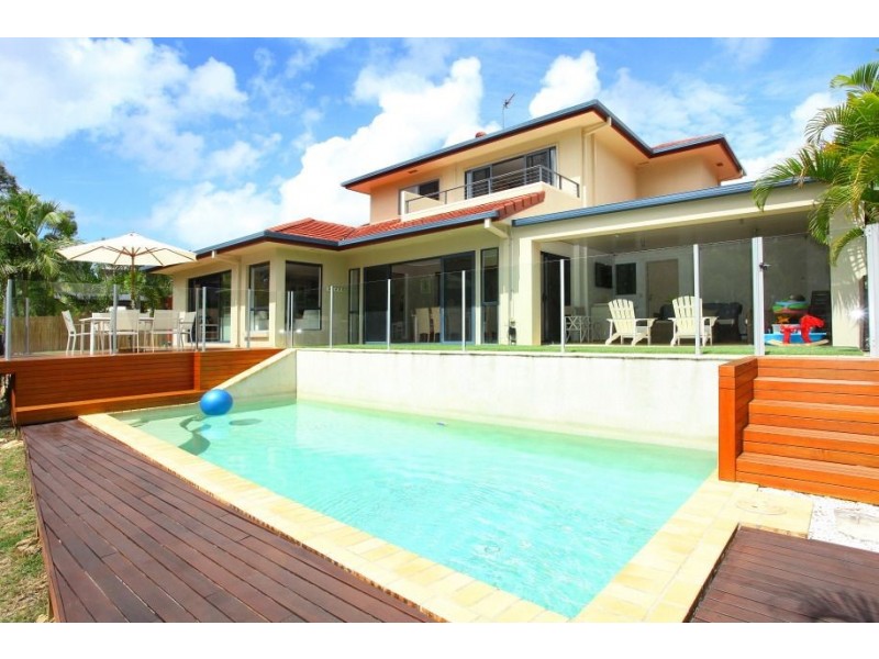 7 Auriga Ct, Robina QLD 4226