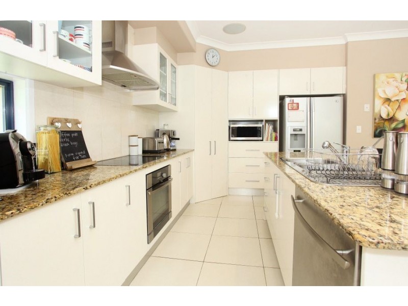 7 Auriga Ct, Robina QLD 4226