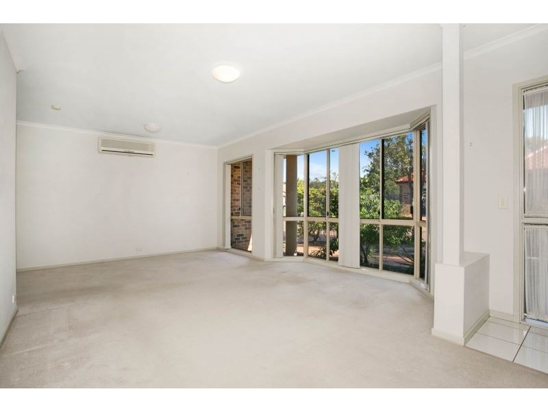 1 Parkmore Cl, Robina QLD 4226
