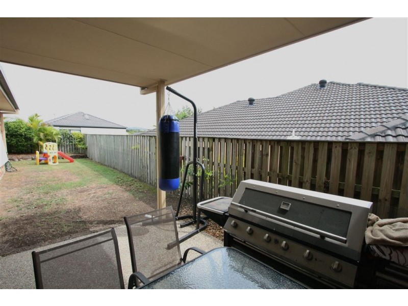 21 Ranier Crescent, Varsity Lakes QLD 4227