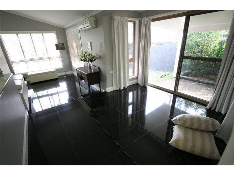 16 Broadview Place, Robina QLD 4226