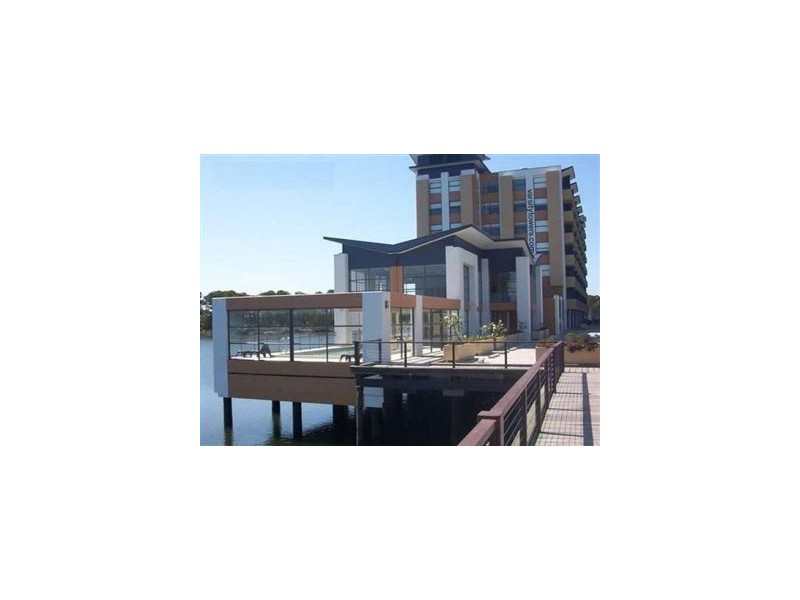 328/25 Lake Orr Dr, Robina QLD 4226