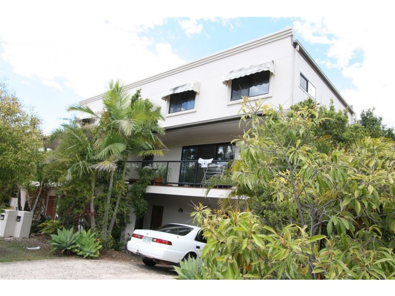 1/9 Mapleton Cct, Varsity Lakes QLD 4227