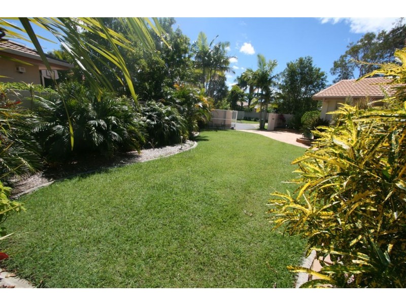 18 Blakehurst PL, Robina QLD 4226