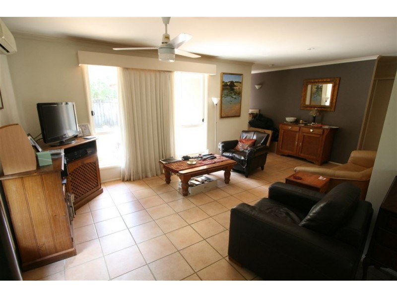 62 Roundelay Dr, Varsity Lakes QLD 4227