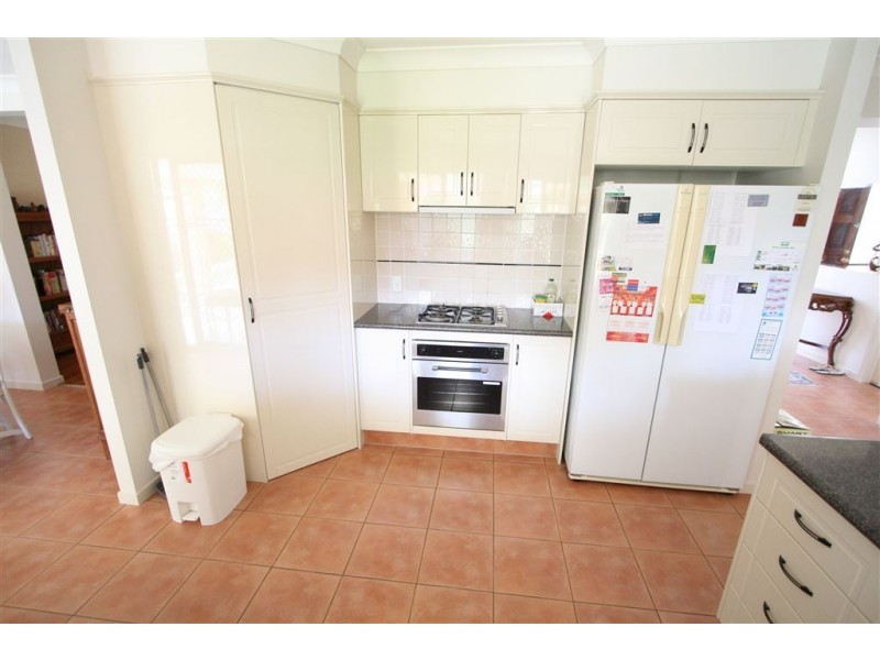 68 Olympus Dr, Robina QLD 4226