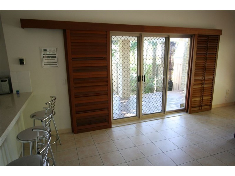 3 Kensington St, Robina QLD 4226