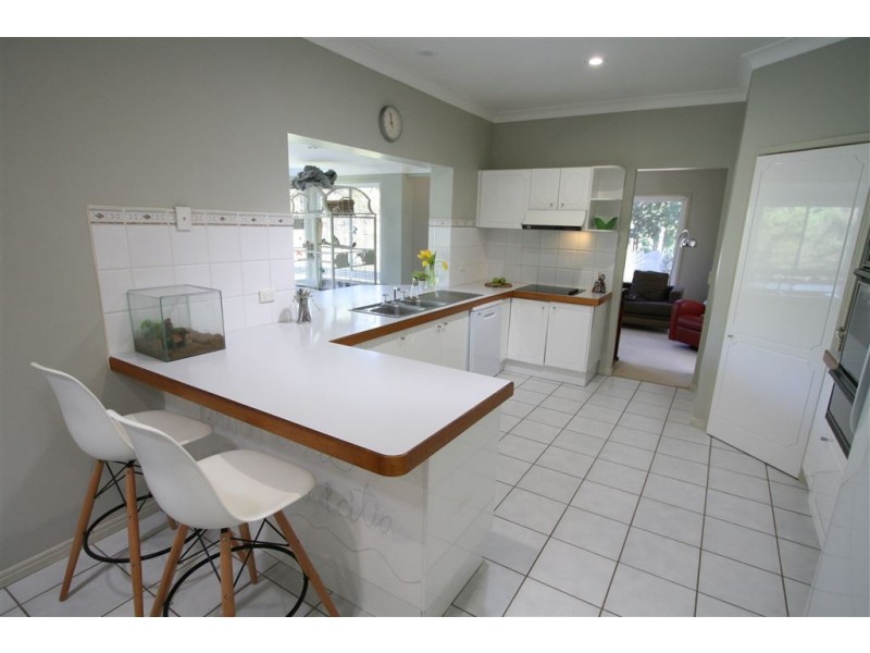 127 Glen Eagles Drive, Robina QLD 4226