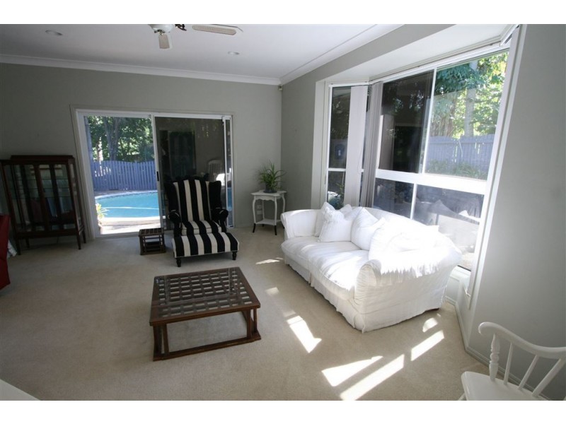 127 Glen Eagles Drive, Robina QLD 4226