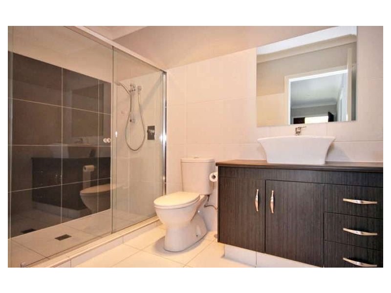 1/11 Andromeda Pde, Robina QLD 4226