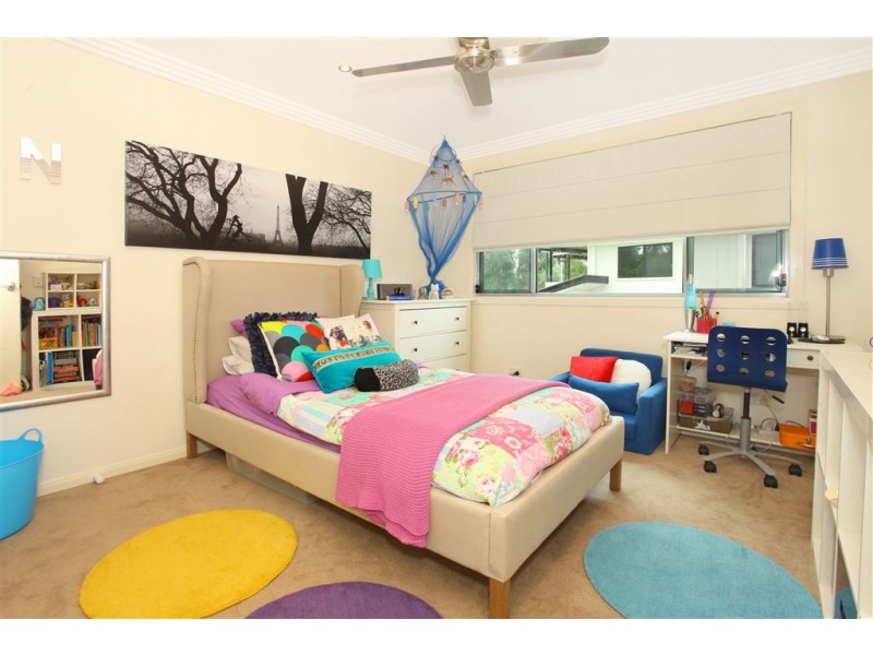 13 Auriga Crt, Robina QLD 4226