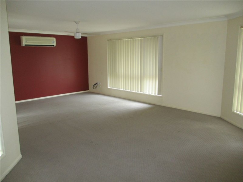 13 Heidelberg, Robina QLD 4226