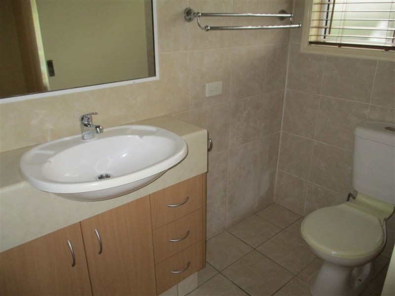 13 Heidelberg, Robina QLD 4226