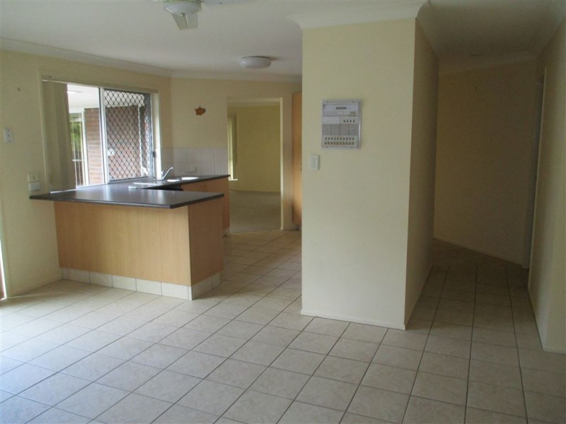 13 Heidelberg, Robina QLD 4226