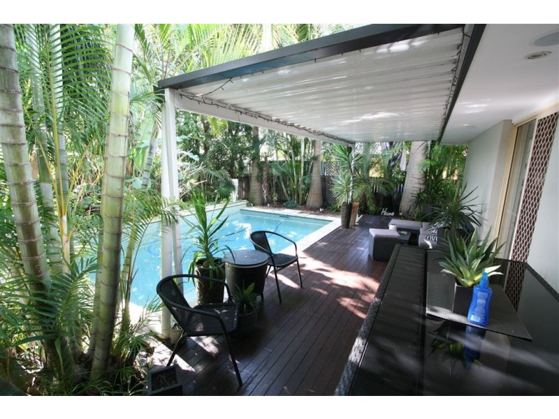 4 Crelga Ct, Merrimac QLD 4226