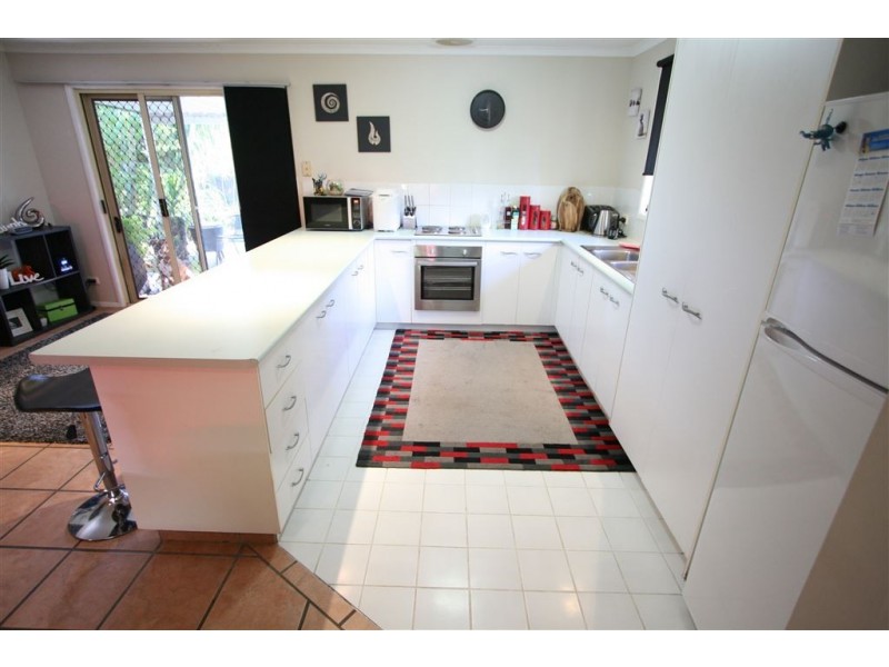 4 Crelga Ct, Merrimac QLD 4226