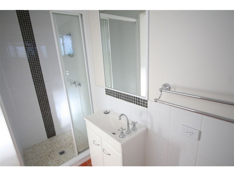 6 Cambridge Ct, Carrara QLD 4211