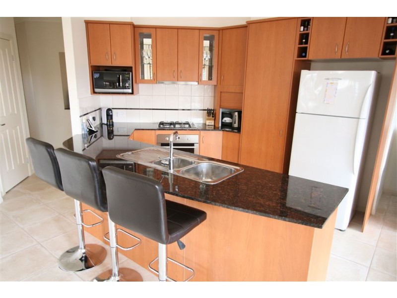 15 Andorra Pl, Varsity Lakes QLD 4227