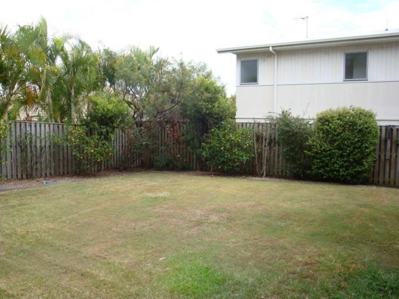 13 Menton Ave, Varsity Lakes QLD 4227