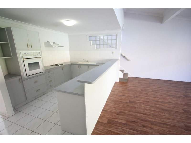 3/255 Christine Avenue, Varsity Lakes QLD 4227