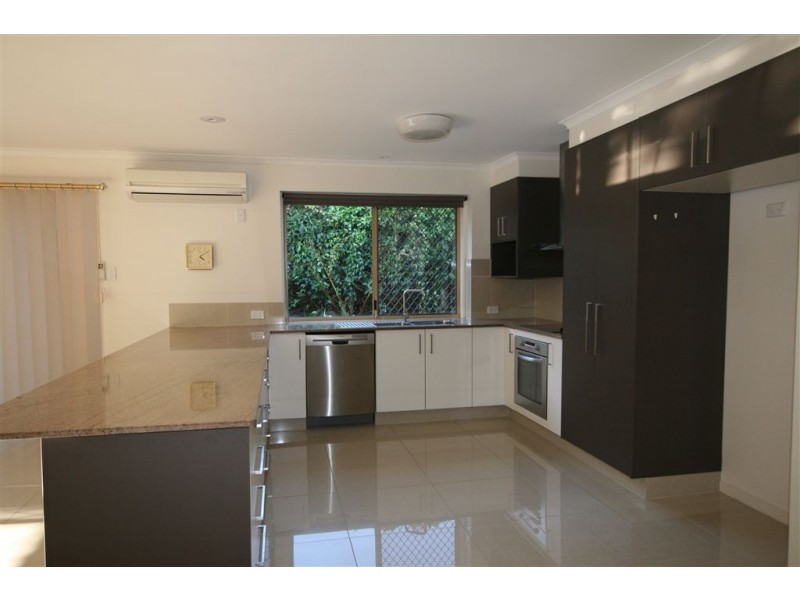 81 Glen Eagles Dr, Robina QLD 4226