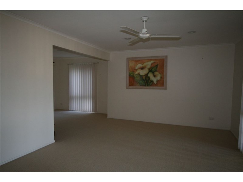 81 Glen Eagles Dr, Robina QLD 4226