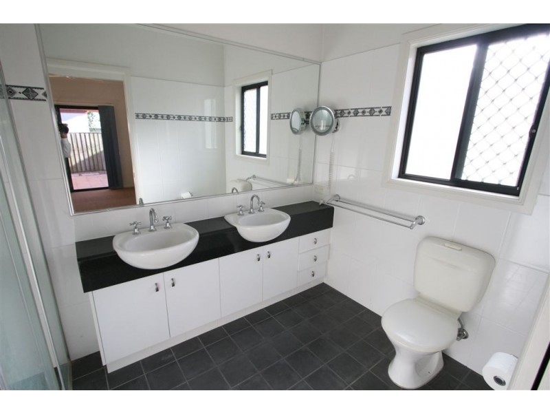 7 Carina Peak Drive, Varsity Lakes QLD 4227