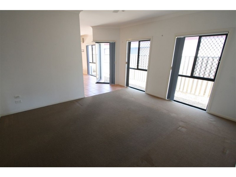 7 Carina Peak Drive, Varsity Lakes QLD 4227