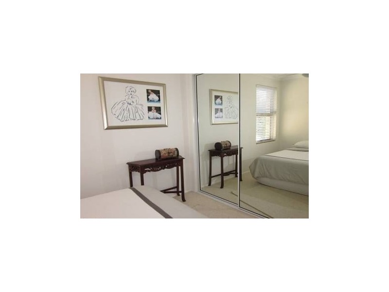 12/29 Duet Dr, Mermaid Waters QLD 4218