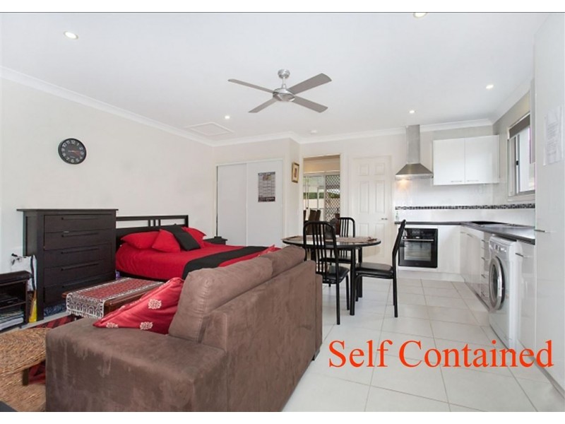 3 Mosman Rd, Robina QLD 4226