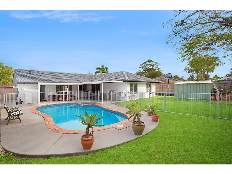 3 Mosman Rd, Robina QLD 4226