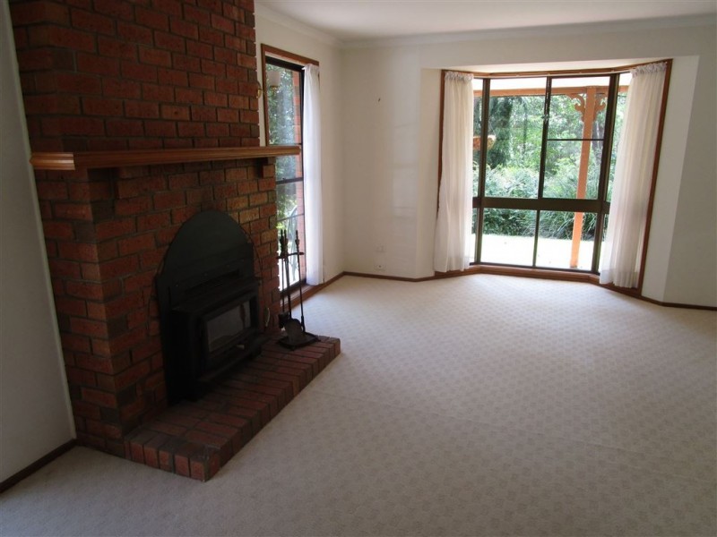 100 Bonogin Road, Bonogin QLD 4213