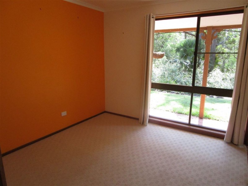 100 Bonogin Road, Bonogin QLD 4213