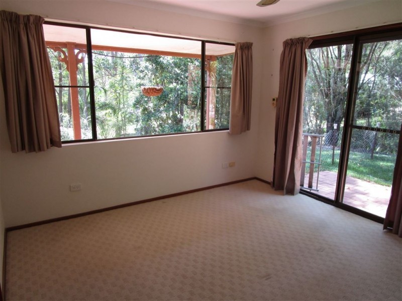 100 Bonogin Road, Bonogin QLD 4213