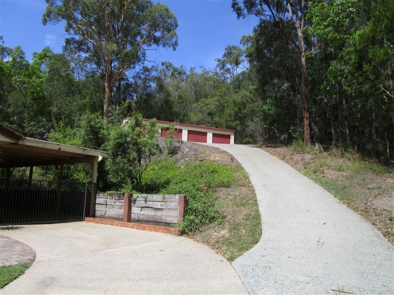 100 Bonogin Road, Bonogin QLD 4213