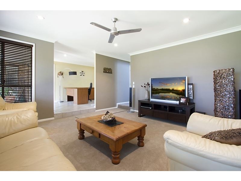 4 Anglesea Court, Robina QLD 4226