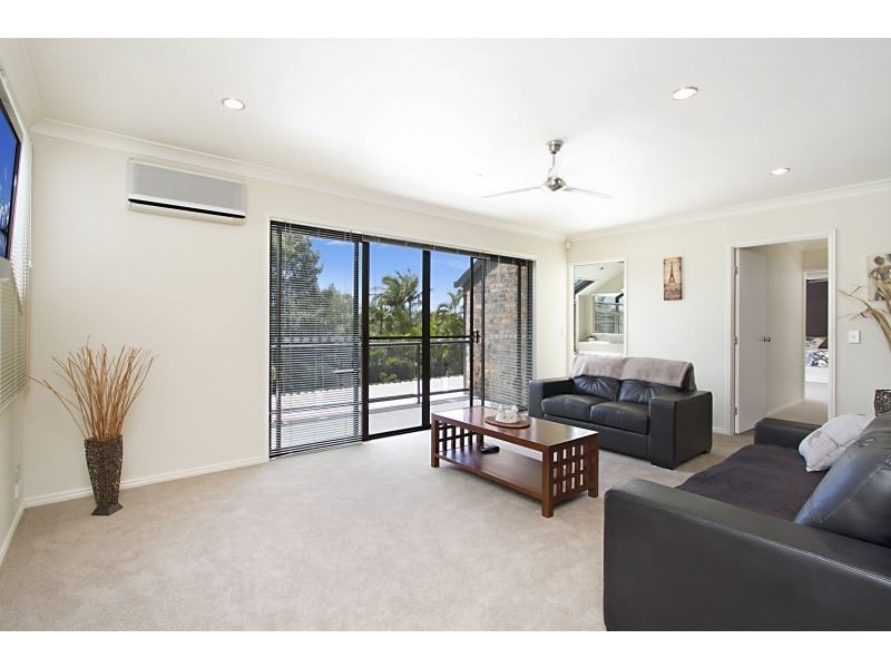 4 Anglesea Court, Robina QLD 4226