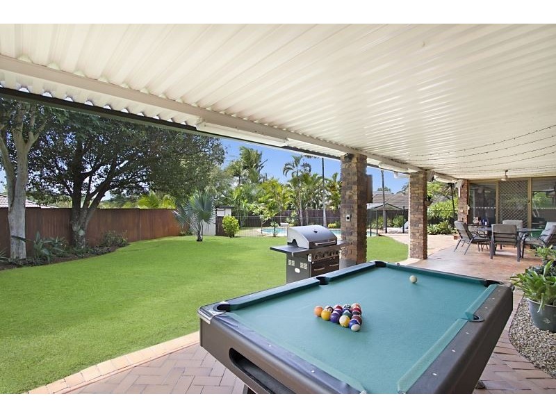 4 Anglesea Court, Robina QLD 4226