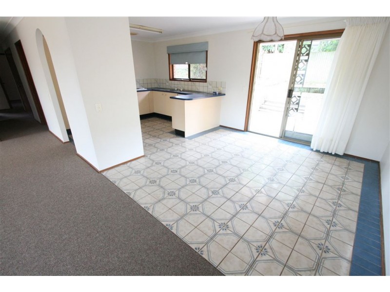 9 Pipit Parade, Burleigh Waters QLD 4220