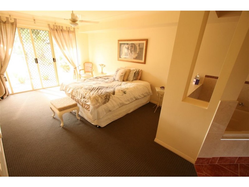 3 Miling Court, Robina QLD 4226