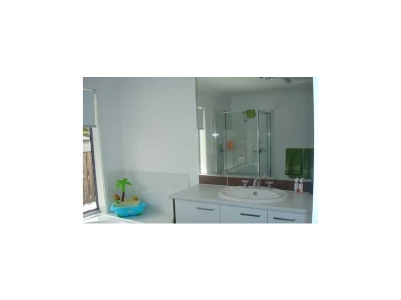 13 Aquarius Street, Reedy Creek QLD 4227