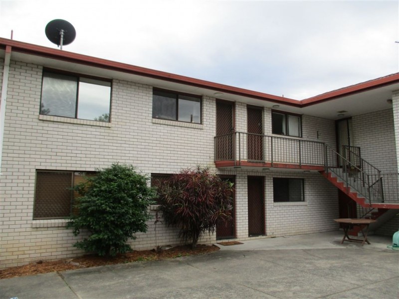4/10 Oceanic Drive, Mermaid Waters QLD 4218