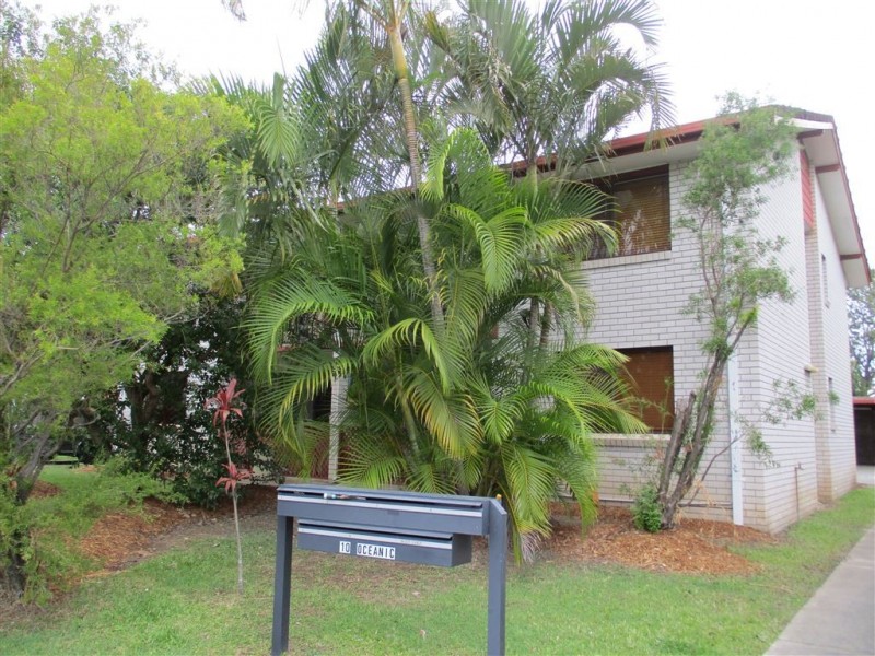 4/10 Oceanic Drive, Mermaid Waters QLD 4218
