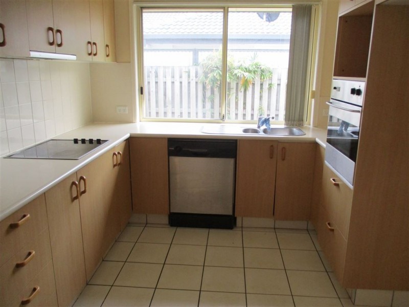 13 Daryl Drive, Varsity Lakes QLD 4227