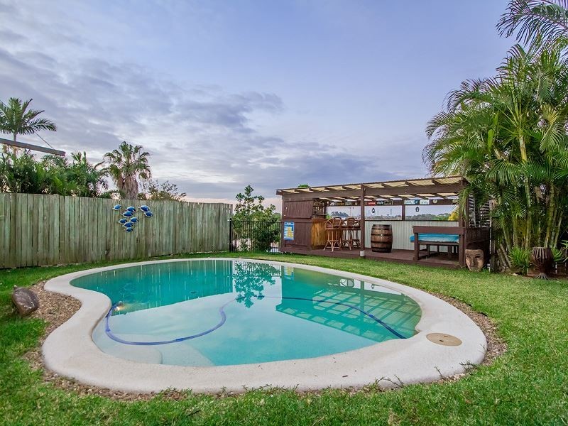 74 Highfield Drive, Merrimac QLD 4226