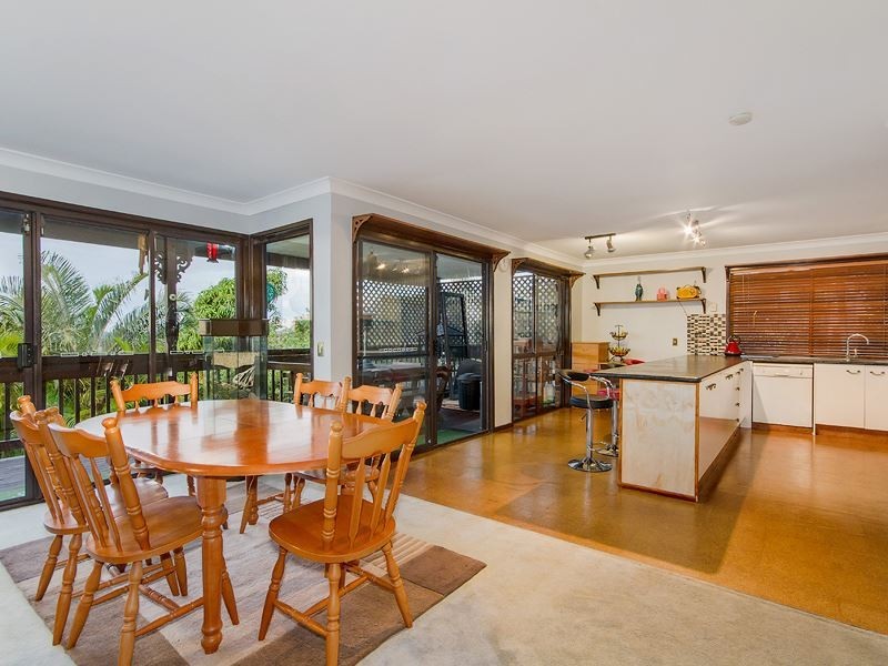 74 Highfield Drive, Merrimac QLD 4226