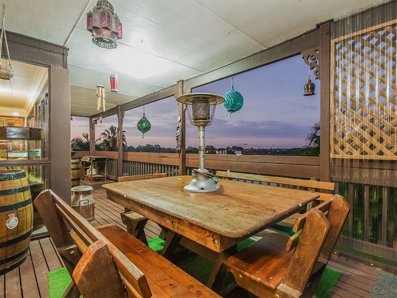 74 Highfield Drive, Merrimac QLD 4226
