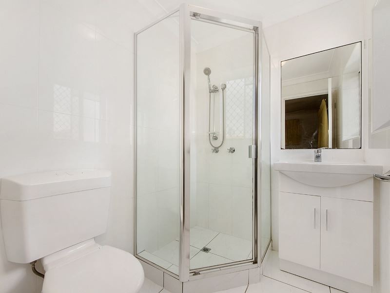 11/24 Jubilee Avenue, Broadbeach QLD 4218