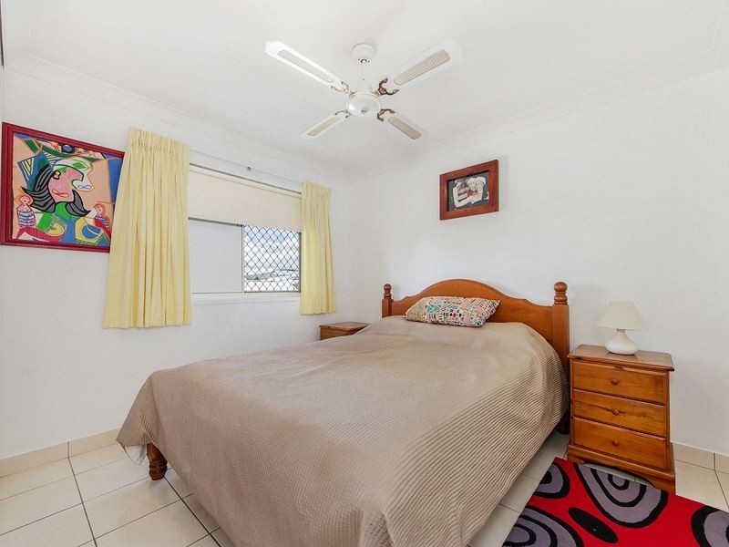 11/24 Jubilee Avenue, Broadbeach QLD 4218