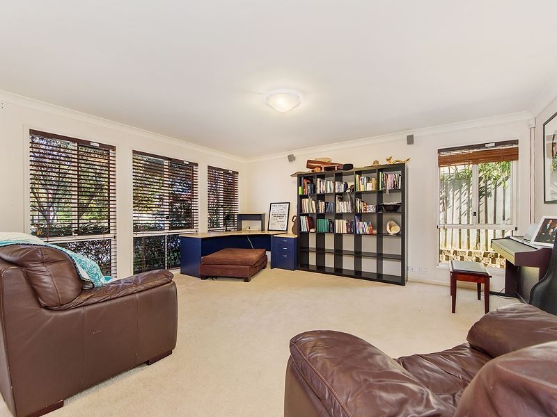 1 Straite Drive, Robina QLD 4226